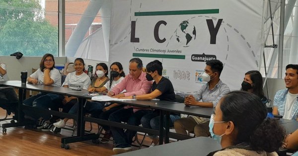 Jóvenes de Guanajuato exigen acciones ambientales a las autoridades