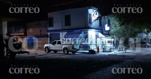 Matan a balazos a un hombre dentro de una tienda en Parques La Noria en León