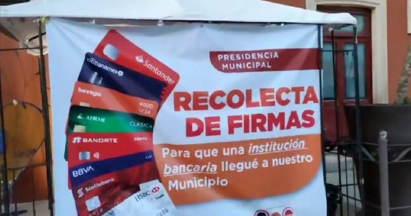 Colectan firmas en San Diego de la Unión para intentar atraer a bancos al municipio