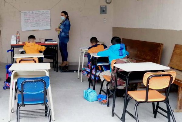 Extorsiones en Celaya llegan hasta las escuelas; alumnos desertan por temor