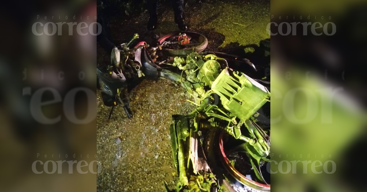 Joven fallece y su amigo queda herido tras accidente de moto en Abasolo