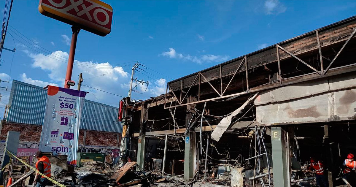 En ruinas, cenizas o pedazos: así lucen los OXXO tras ‘martes negro’ en Guanajuato (fotos)