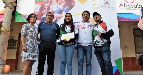 Deportista Metzli Sarahí gana el premio Juventud Municipal de Abasolo