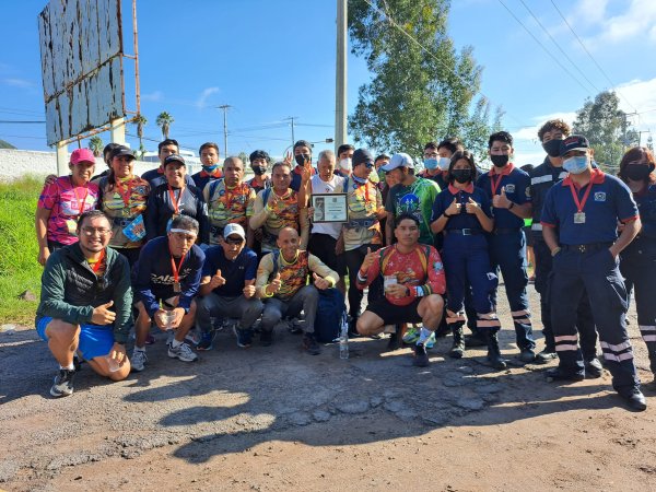 Corren con pasión por ayudar en la carrera “Bombero Atómico” en Acámbaro