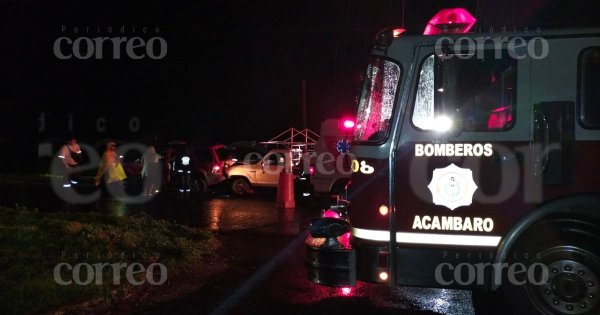 Árbol cae sobre una casa en Acámbaro; fallece una mujer y hay cinco lesionados