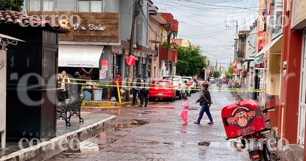 Atacan a balazos oficinas de Tránsito en pleno centro de Tarimoro