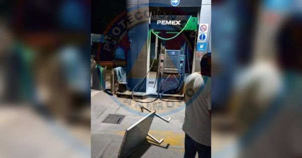 ¿Más ataques? Lanzan explosivo a gasolinera en Tarimoro y reportan vehículos incendiados