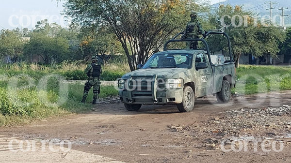 Hallan cadáver envuelto en cobijas y plástico en la San Nicolás, León