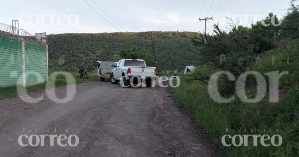 Hallan a hombre degollado en Mesa de Ibarrilla de León