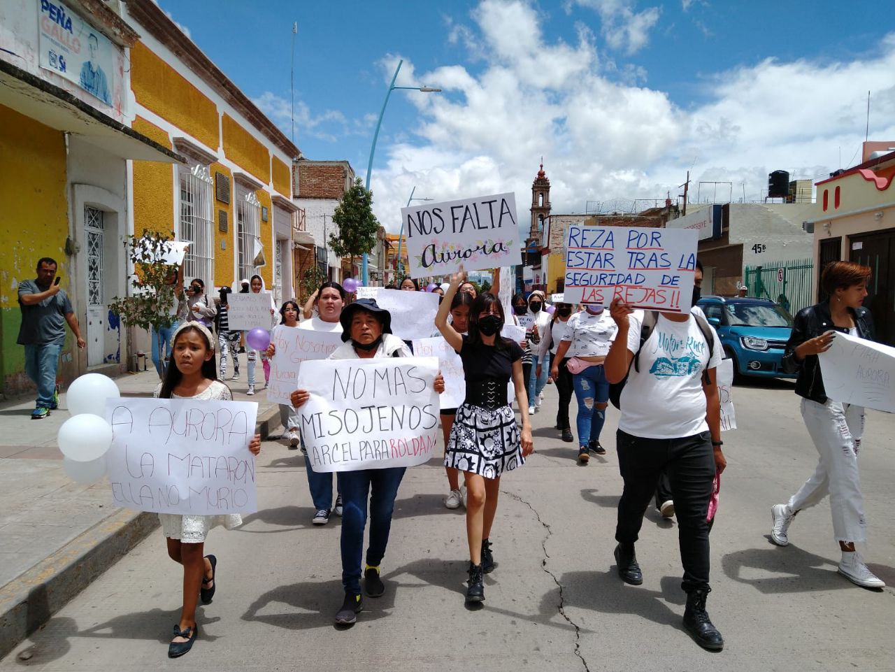 Al grito de justicia, familiares y amigos alzan la voz por Aurora, víctima de feminicidio en Silao