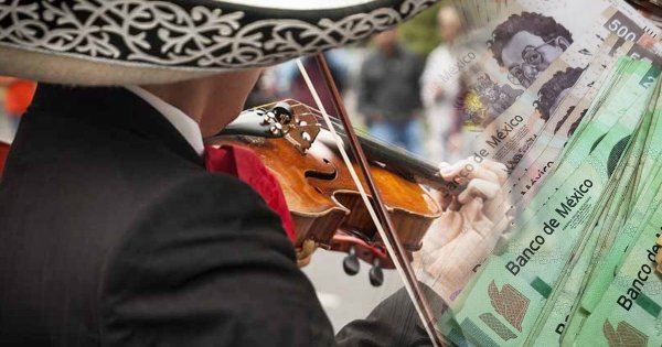 Tope ‘quita’ clientes a músicos de ‘Plaza del Mariachi’, León