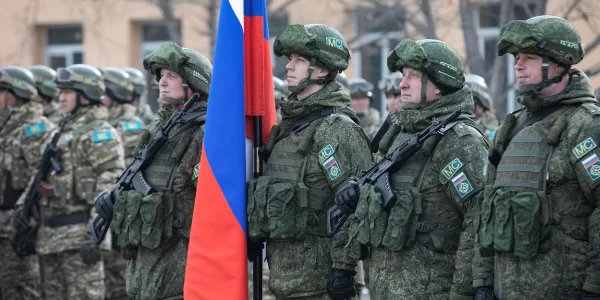 Extranjeros en el ejército ruso obtendrán la ciudadanía: Vladimir Putin