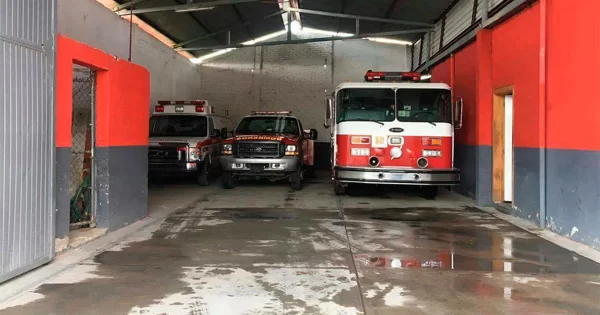 Bomberos de Manuel Doblado compran ‘gasolina a crédito’ por falta de financiamiento