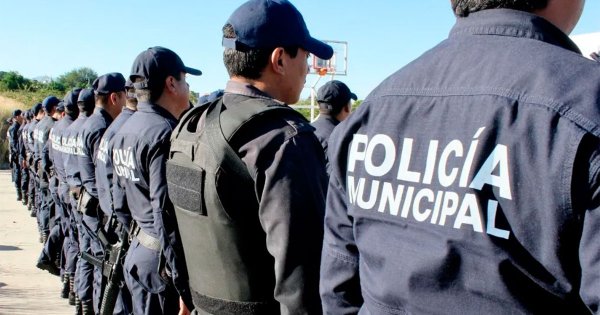 “Que investiguen y los metan a la cárcel”: alcalde de Villagrán sobre policías infiltrados