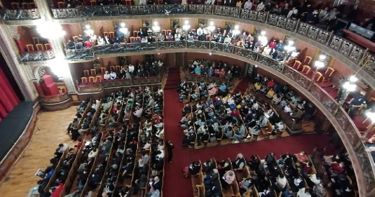 Con emotivo concierto, OSUG inaugura reapertura del Teatro Juárez en Guanajuato