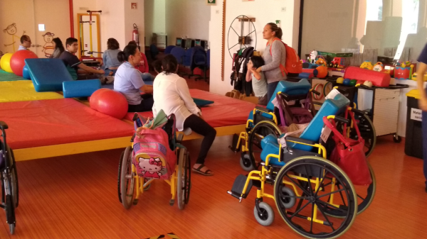 Teletón Guanajuato abrirá servicio a niños y niñas con autismo