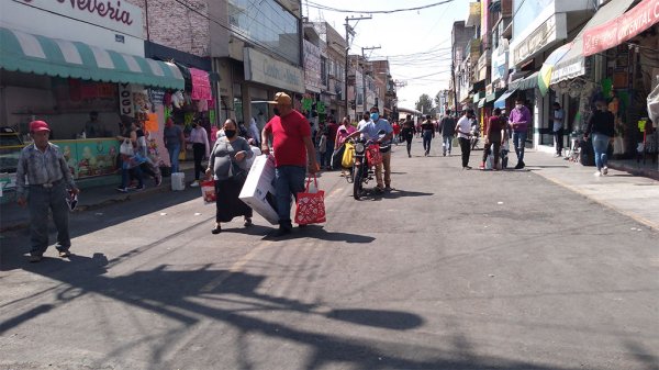 Gastarán más de 16 millones de pesos en rehabilitar calle Leandro Valle en Irapuato