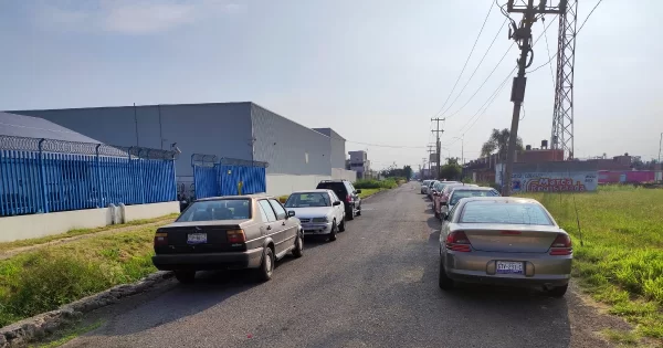 Posible reapertura de calle cerrada enfrenta a vecinos de la colonia San Pedro en Salamanca