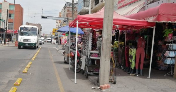 Dirección de Comercio lleva 347 infracciones a vendedores sin permiso en la Zona Piel