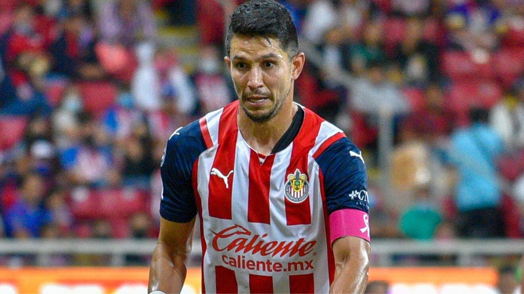 Jesús Molina es la primera baja de Chivas; así se despidió