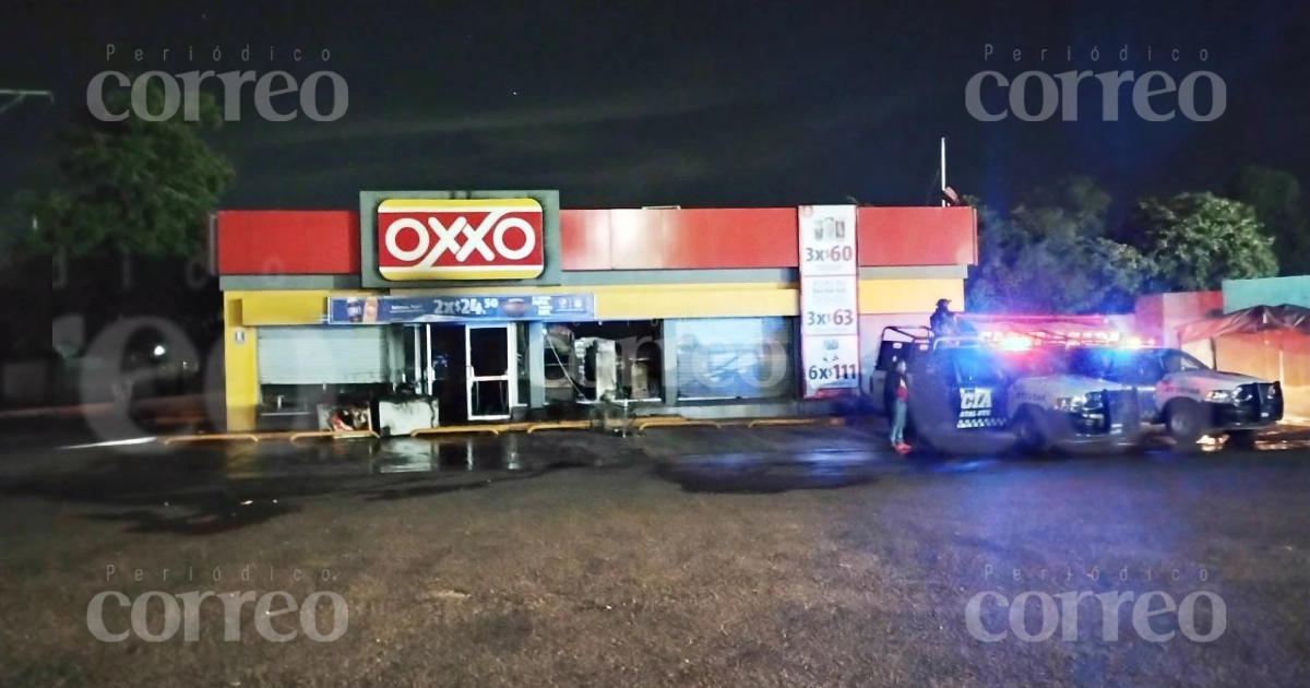 Noche violenta en Apaseo el Grande: incendian un Oxxo y hallan dos cadáveres