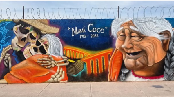 Desde Silao, Ezra dedica mural póstumo a Mamá Coco, es tendencia nacional