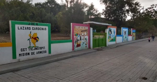 Más de 100 escuelas de Guanajuato sufren por daños estructurales y falta de recursos