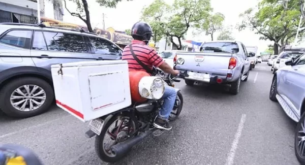 Canirac León pide regulación de plataformas de comida a domicilio en Guanajuato