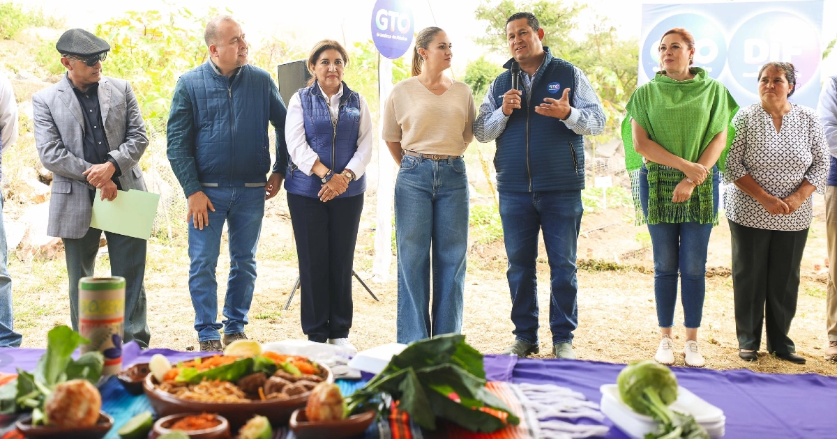 ‘Laguna de Yuriria es un completo desastre’, admite Diego Sinhue