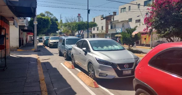 Polémica ciclovía en el Aranda Guedea en León I enfrenta a ciclistas y comerciantes