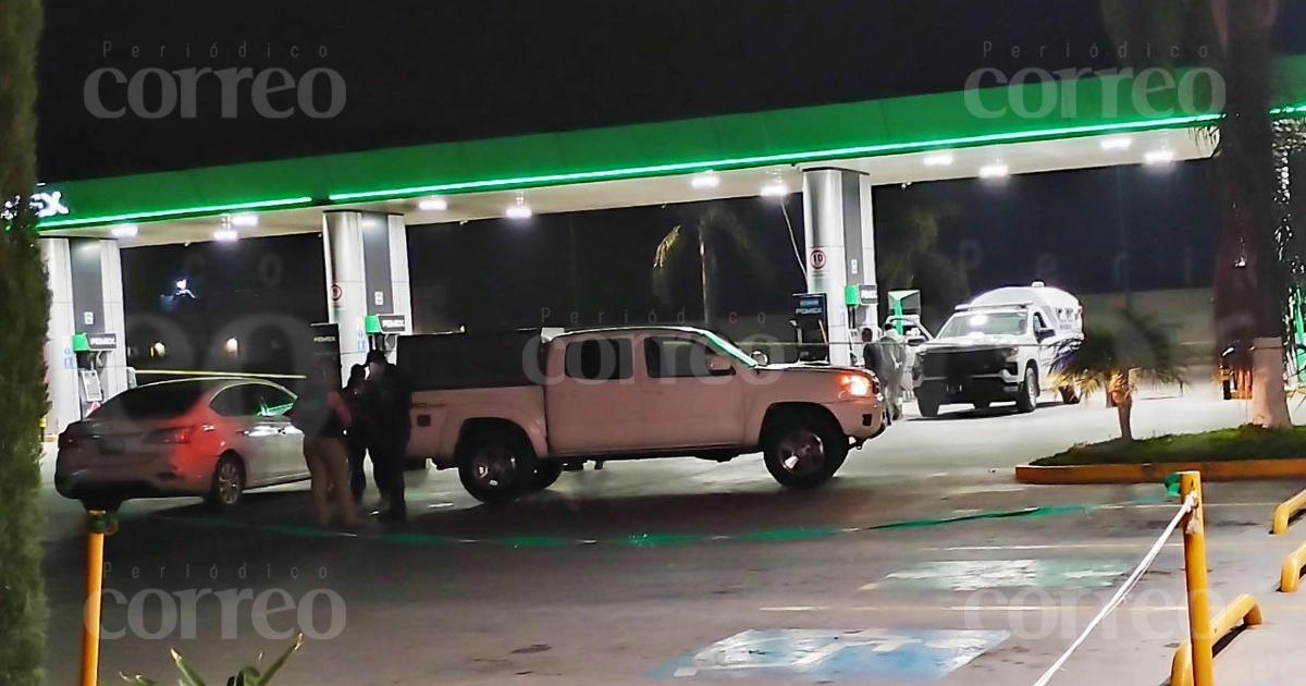 Matan a balazos a dos hombres en una gasolinera en Villagrán