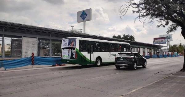 Para evitar el ‘efecto cucaracha’, buscan equipar todos los paraderos seguros en León