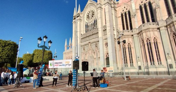 Proyectarán partidos de México en Qatar en la Plaza Principal y Expiatorio de León   