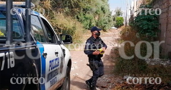 Localizan cráneo y huesos en colonia Bernardo Cobos de Irapuato