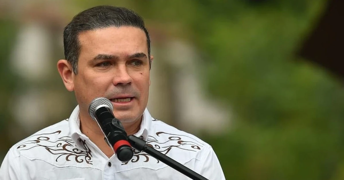 Advierte Alejandro Navarro que pondrá orden en la carretera Panorámica