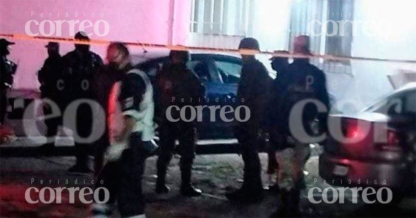 Entran a vivienda de Salamanca: asesinan a joven y dejan grave a su mamá