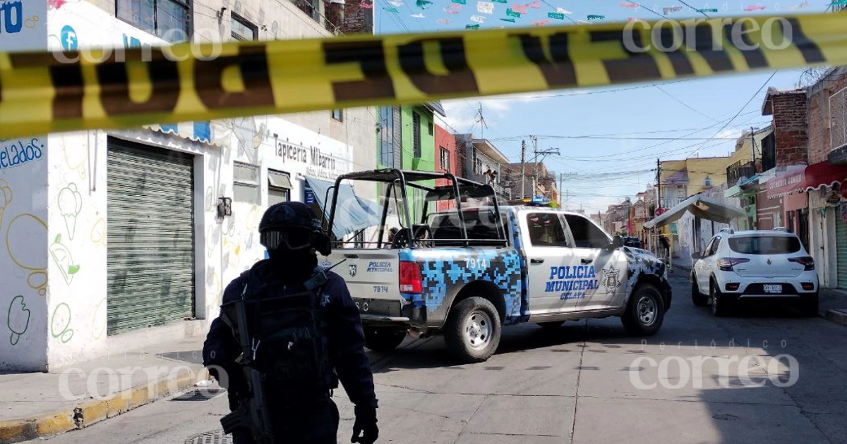 Ataque contra tapicería en el Barrio de San Miguel en Celaya deja dos muertos y un herido