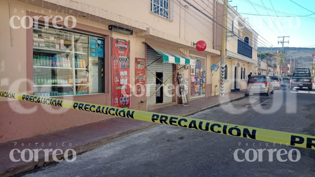 Asesinan a hombre en tienda del Centro de Purísima del Rincón