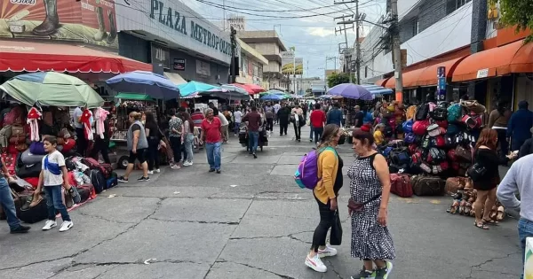 Tras quejas de los comerciantes mazahuas de Zona Piel en León, les buscarán otro espacio