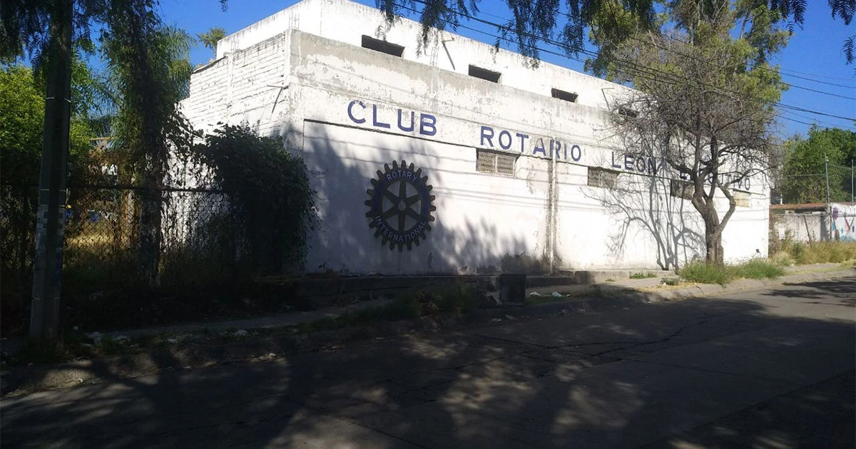 Tras abandono de espacios, revertirían permisos al club Rotario León Ejecutivo