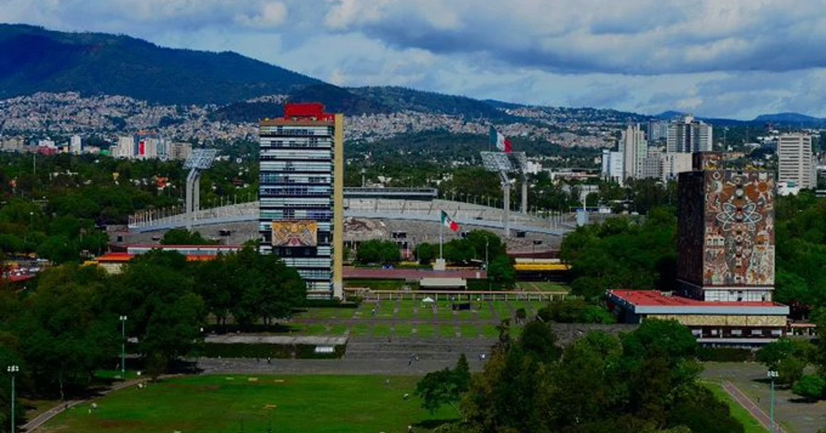 Embozados causan destrozos y roban en instalaciones de la UNAM