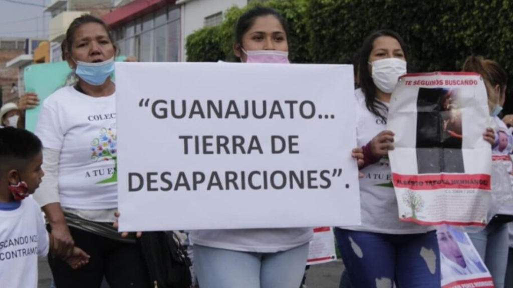 Colectivos de búsqueda entran a Junta de Gobierno y solicitan Centro Forense