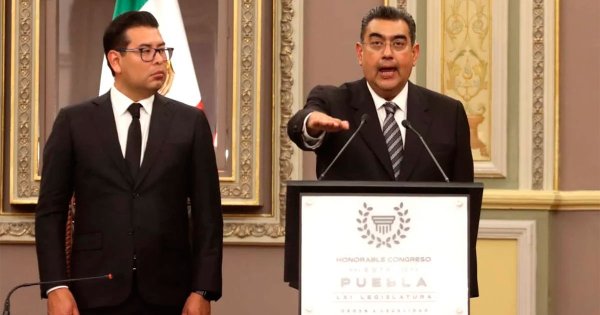 Salomón Céspedes Peregrina toma protesta como gobernador sustituto de Puebla