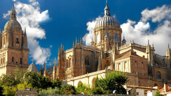 ¿Qué sitios turísticos podrán visitar nuestros diputados en Salamanca, España?