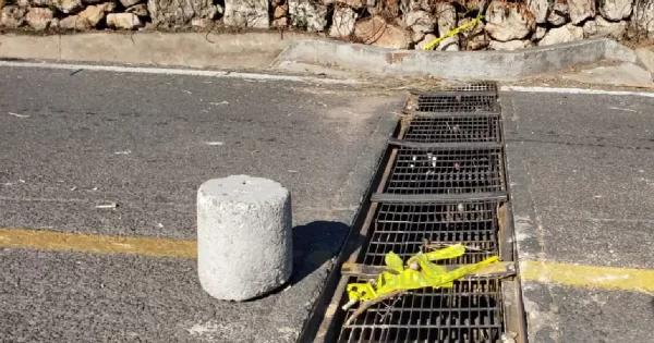 Exigen vecinos cancelar drenaje en Los Conejitos en Pénjamo ante peligro vial