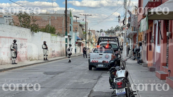 Atacan a balazos a empleado de carnicería de zona Centro de Salvatierra