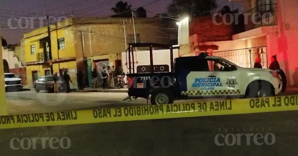 Asesinan a balazos a mecánico en su taller en Celaya