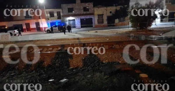 Un hombre muere asesinado a balazos en barbería de Comonfort