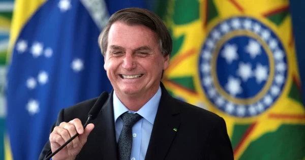 Tras asalto a plaza de los Tres Poderes en Brasil, Bolsonaro es internado en Florida