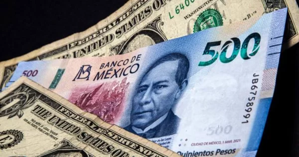 Dolar se mantiene por debajo de los 19 pesos; moneda mexicana sigue su apreciación